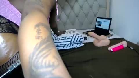 Snapshot of sexypum3 chatting on 06.30.26 naughty slut online show from 06.30.26