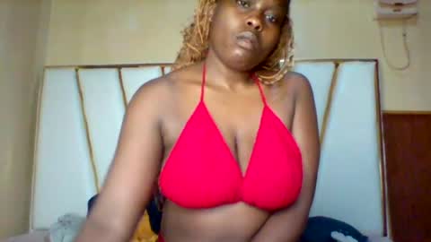 Snapshot of sexypussy983 chatting on 06.29.26 Micky online show from 06.29.26