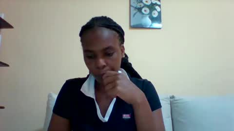 Snapshot of sexyqueen3457132 chatting on 01.21.25 DOVY ACHIENG online show from 01.21.25