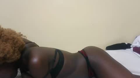 Snapshot of sexyranny chatting on 02.19.25 ranny online show from 02.19.25
