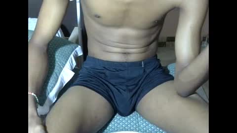 Snapshot of sexyromeo_bbc chatting on 10.16.25 Enzo online show from 10.16.25