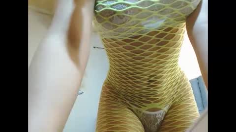 Venus Independent Model online show from 11.21.25