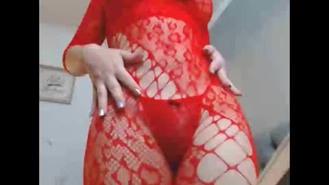 Snapshot of sexysafiravenus chatting on 05.04.26 Venus Independent Model online show from 05.04.26