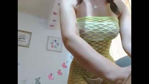 Snapshot of sexysafiravenus chatting on 05.11.26 Venus Independent Model online show from 05.11.26