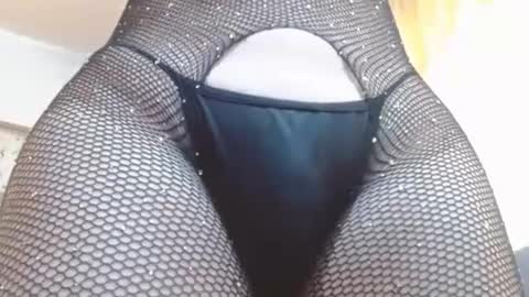 Snapshot of sexysafiravenus chatting on 06.27.26 Venus Independent Model online show from 06.27.26