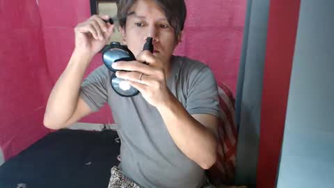 Snapshot of sexyseductionxx chatting on 01.04.25 carl online show from 01.04.25