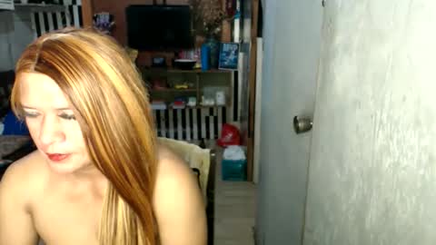 Snapshot of sexyseductionxx chatting on 06.07.26 carl online show from 06.07.26