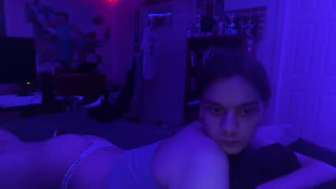 Snapshot of sexyshayla_twink chatting on 05.28.26 sexyshayla_twink online show from 05.28.26