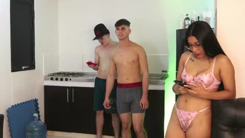 sexyskinnynaksu online show from 06.10.26