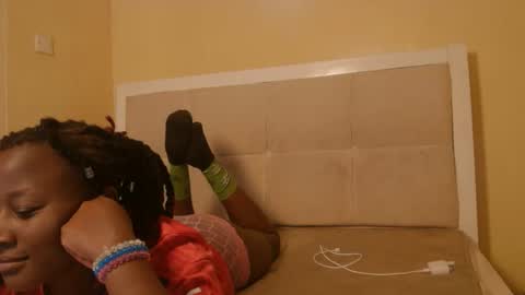 Snapshot of sexysky24 chatting on 09.12.25 sexysky24 online show from 09.12.25