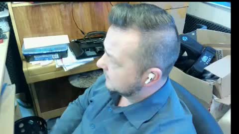 Snapshot of sexysteve80 chatting on 03.04.25 sexysteve80 online show from 03.04.25