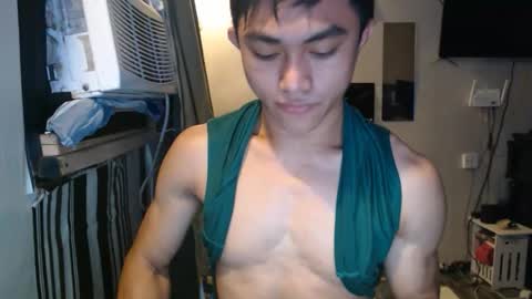 sexystrongcum online show from 04.28.26