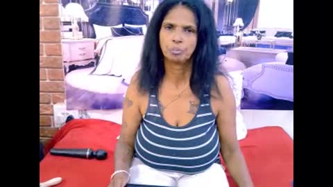Snapshot of sexyva4u2luv chatting on 04.21.26 sexyva4u2luv online show from 04.21.26
