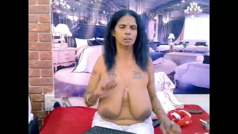 Snapshot of sexyva4u2luv chatting on 05.20.26 sexyva4u2luv online show from 05.20.26