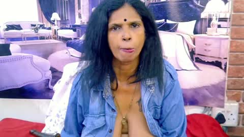 sexyva4u2luv online show from 06.18.26