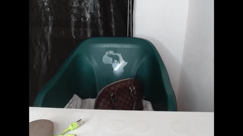 Blue online show from 11.04.25