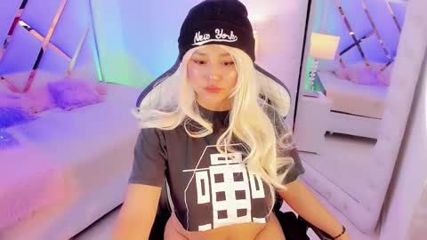 Snapshot of sexyy_kitty18 chatting on 02.02.26 KATY online show from 02.02.26