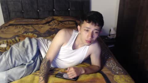 Snapshot of shadow_men_ chatting on 04.08.26 james online show from 04.08.26