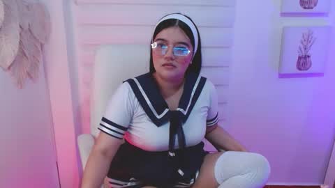         online show from 12.04.25