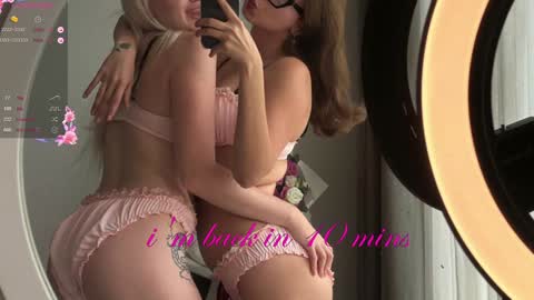 Sindy and Nancy  Next stream 1 December  online show from 12.27.24