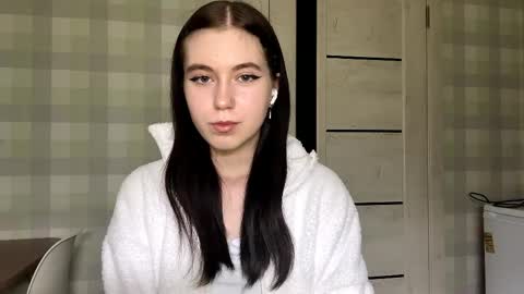 Snapshot of shaeldert chatting on 04.13.26 Eva online show from 04.13.26