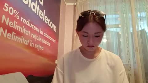 Snapshot of shalandaneubauer chatting on 07.23.26 Lily online show from 07.23.26