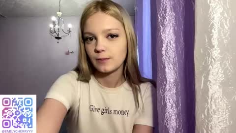 Snapshot of shalaschrantz chatting on 04.25.26 Emily online show from 04.25.26