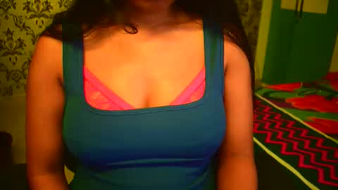 Snapshot of shanaya_indian chatting on 02.01.26 shanaya indian online show from 02.01.26