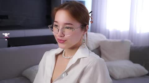 Snapshot of shandrahoner chatting on 05.26.26 Liza online show from 05.26.26