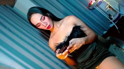 MISS SHANE online show from 01.20.25