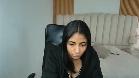 shanelle online show from 04.25.26
