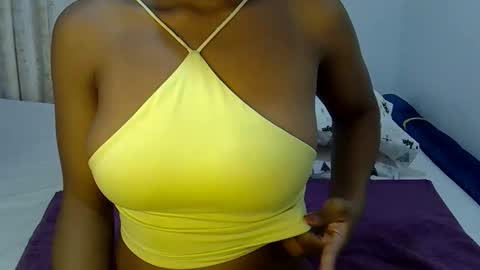 Snapshot of shanell_kiss chatting on 06.10.26 shanell kiss online show from 06.10.26