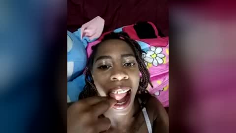 Snapshot of shanelle__ chatting on 07.28.26 S H A N E L L E online show from 07.28.26