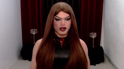 Snapshot of shanex01 chatting on 01.10.25 Shane X online show from 01.10.25