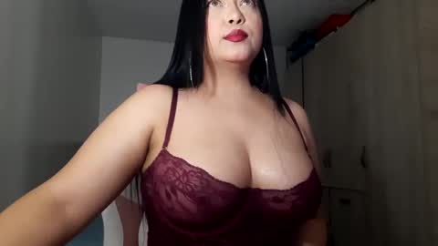 Snapshot of shanonn_diprima_ chatting on 12.21.24 Cami Ortiz independent model online show from 12.21.24
