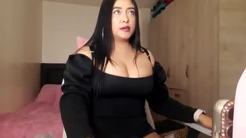 Snapshot of shanonn_diprima_ chatting on 02.08.25 Cami Ortiz independent model online show from 02.08.25
