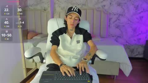 Shantal online show from 11.21.25