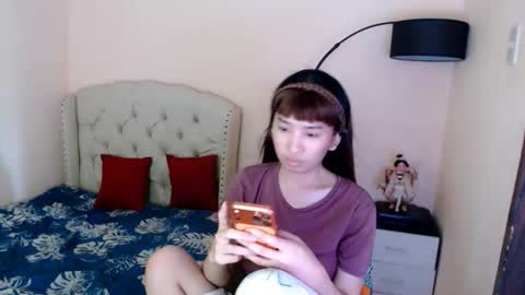 SHANTA FOX  s online show from 06.08.26