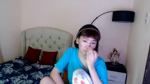 SHANTA FOX  s online show from 06.19.26