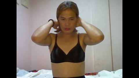 Snapshot of shantallee chatting on 01.26.25 shantallee online show from 01.26.25