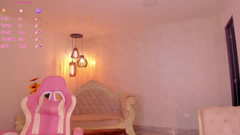 ShantallKnowles online show from 01.12.26