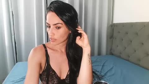 Snapshot of shantalxxx67 chatting on 02.23.25 shantal online show from 02.23.25