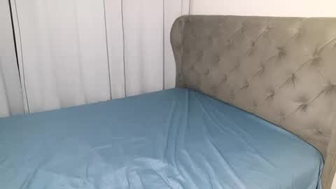 Snapshot of shantalxxx67 chatting on 10.13.25 shantal online show from 10.13.25