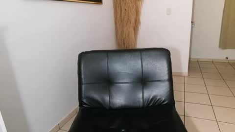 Snapshot of shantalxxx67 chatting on 01.11.26 shantal online show from 01.11.26