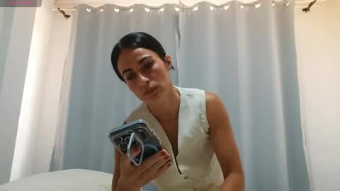 Snapshot of shantalxxx67 chatting on 03.02.26 shantal online show from 03.02.26