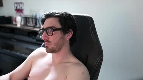 Snapshot of shape80 chatting on 03.15.26 frenchy boy online show from 03.15.26