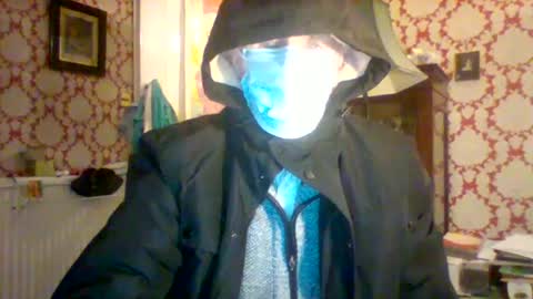 shapelyhelm1 online show from 12.05.24