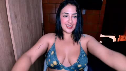 My real name is bella  Much Gust  online show from 12.27.24