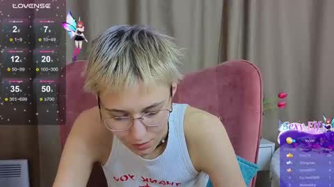 Snapshot of sharli_rose chatting on 03.08.25 Sharli online show from 03.08.25