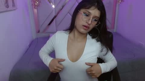 Sharllote online show from 04.21.26